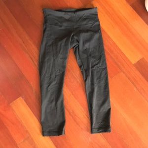 Size 4 lulu lemon black leggings.